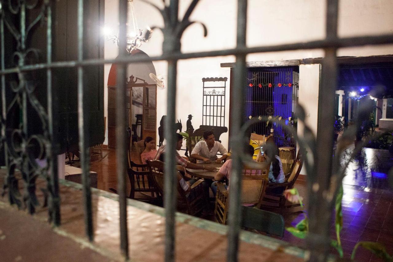 Cafe Mompox - Colonial House Apartment Ngoại thất bức ảnh